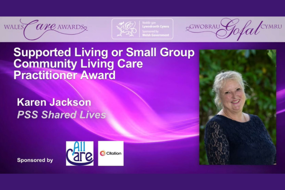 An image of the screen that announced Karen Jackson as the winner of the supported living or small group community care practitioner award